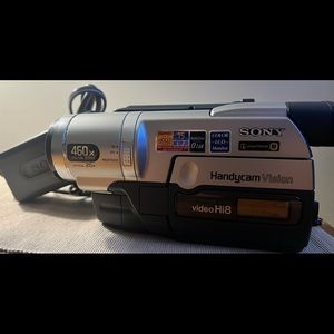 Sony Hi 8 Camcorder